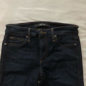 Joe’s Jeans “The Skinny” Jeans size 27